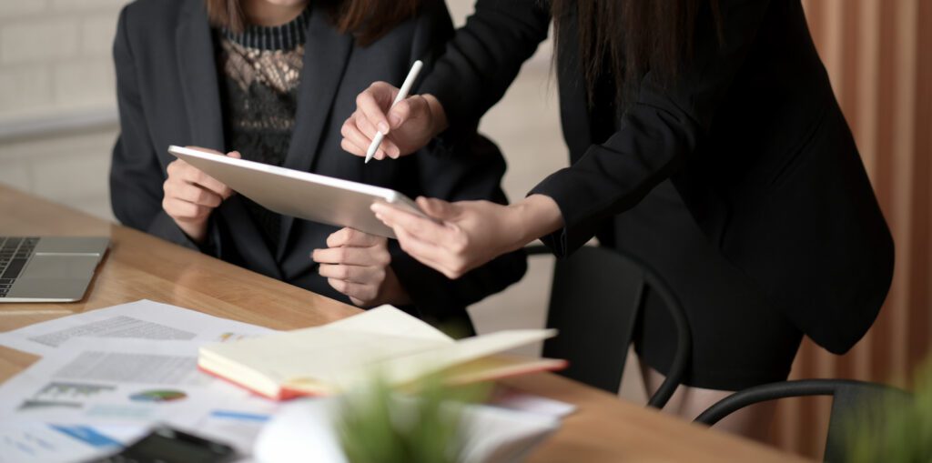 Finance Director Recruiter